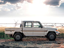 Broome Lite body stripes kit - J75 J79 Series Toyota Land Cruiser Dual Cab white vehicle