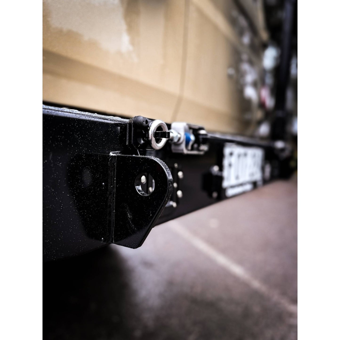Rear Bar for the Toyota LandCruiser 75/78 Series (1984-) (view 8)
