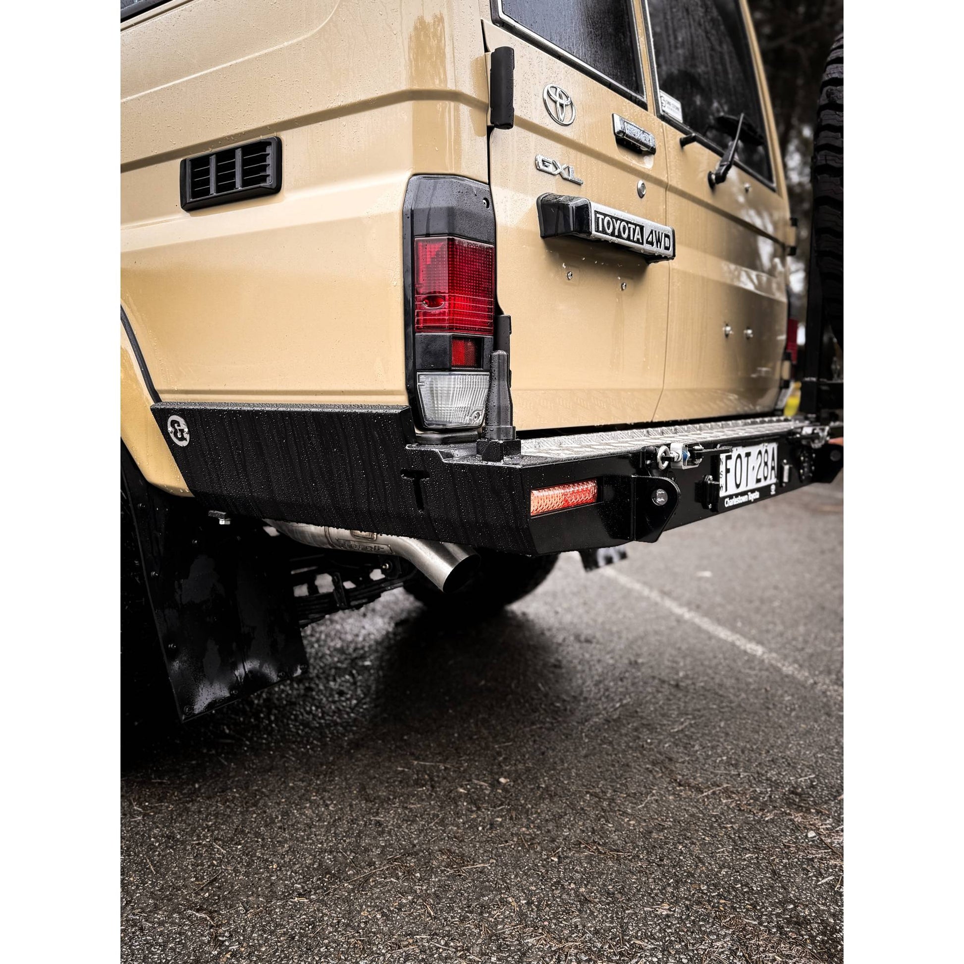 Rear Bar for the Toyota LandCruiser 75/78 Series (1984-) (view 10)