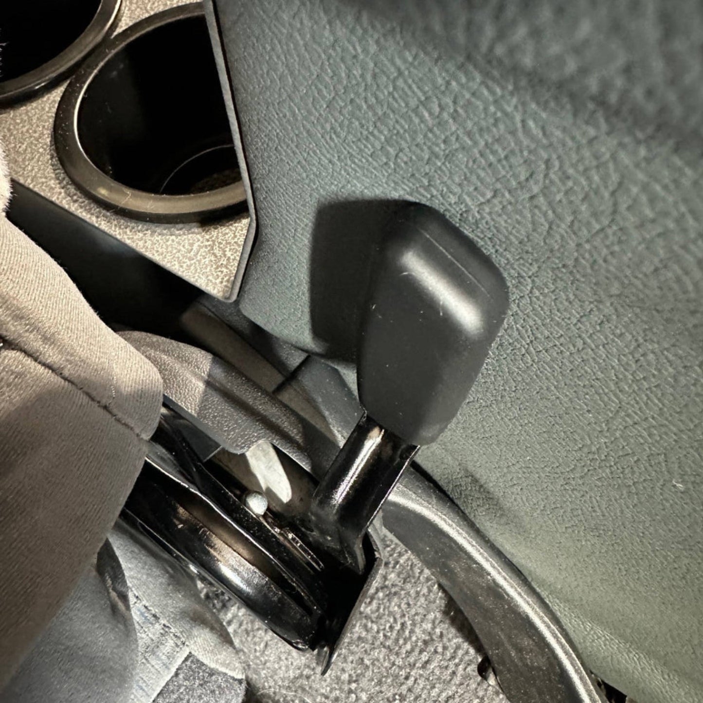 Centre Console (Full Length) - 78 Series Troop Carrier (2007-)