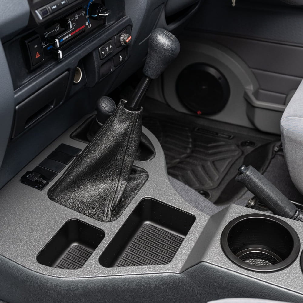 Centre Console (Full Length) for the Toyota LandCruiser 78 Series Troop Carrier (2007-) (view 8)