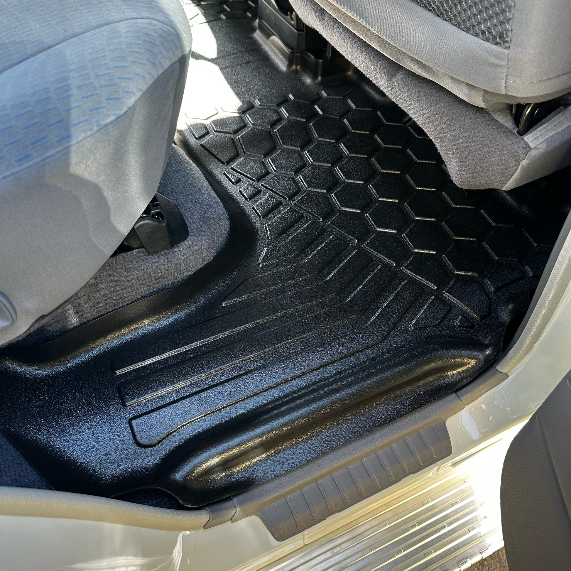 Toyota Land Cruiser Heavy Duty Floor Mats - 76 Series Wagon (2007-2023)